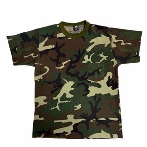 Vintage 80’s Camouflage Pocket T-Shirt Size XL Single Stitch USA Made